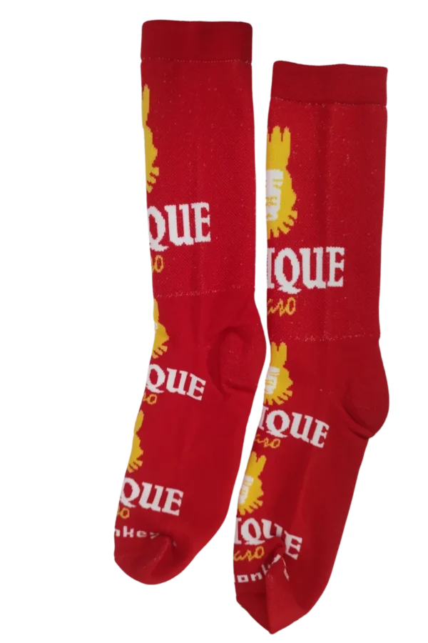 Medias rojas de Cacique